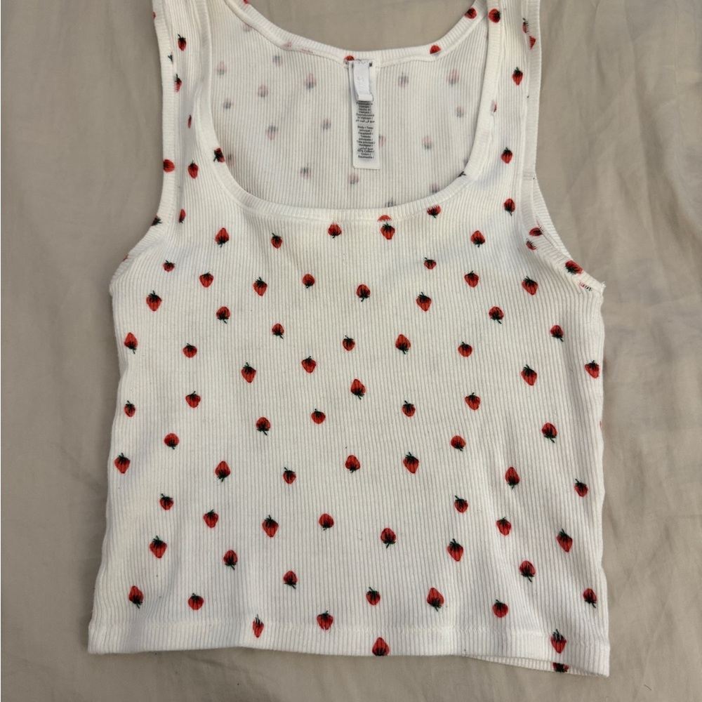 SKIMS Strawberry Crop Tank